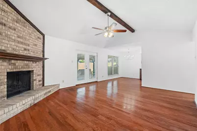 921 Red Oak Street, Azle, TX 76020 - Photo 3