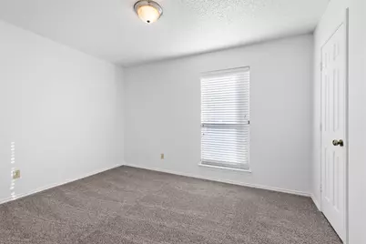 921 Red Oak Street, Azle, TX 76020 - Photo 13