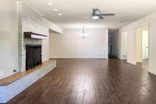 700 Austin Dr, Mineral Wells, TX 76067 - Photo 13