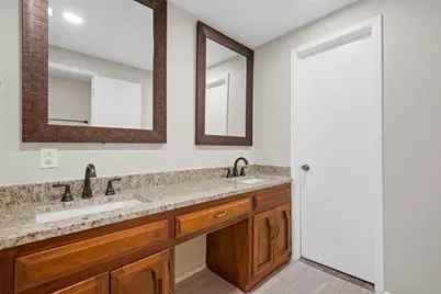 2001 San Jacinto Drive, Arlington, TX 76012 - Photo 23