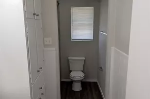 1001 W Main St, Crowley, TX 76036 - Photo 17