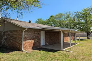 1001 W Main St, Crowley, TX 76036 - Photo 19