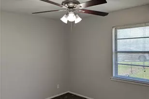 1001 W Main St, Crowley, TX 76036 - Photo 13