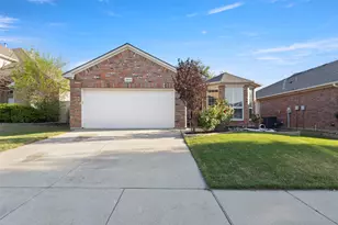 3800 Summersville Ln, Fort Worth, TX 76244 - Photo 5