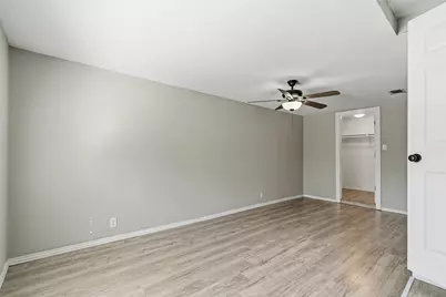 405 N Carr Avenue, Sherman, TX 75090 - Photo 11