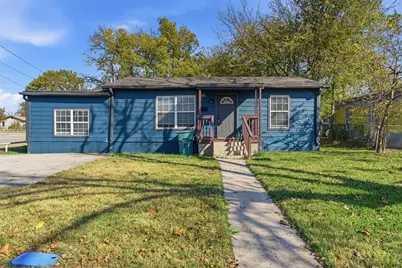 405 N Carr Avenue, Sherman, TX 75090 - Photo 1