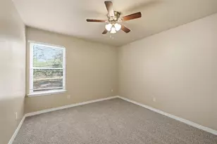 728 W Walker St, Denison, TX 75020 - Photo 11