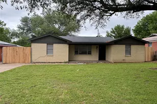 8552 Gibbs Dr, White Settlement, TX 76108 - Photo 1
