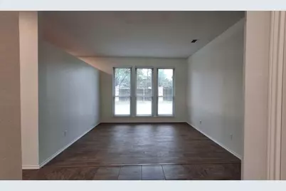 3218 Mapleridge Drive, Grapevine, TX 76051 - Photo 13