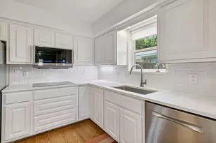 9935 Chippendale Dr, Dallas, TX 75238 - Photo 9