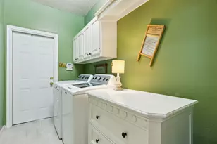 4055 Seabury Dr, Dallas, TX 75287 - Photo 19