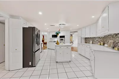 504 Cholla Court, Fort Worth, TX 76112 - Photo 9