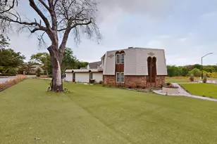 504 Cholla Ct, Fort Worth, TX 76112 - Photo 37