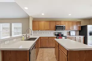 5762 Firethorn Dr, Dallas, TX 75249 - Photo 7