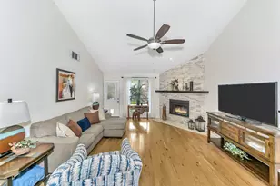 2304 Oakmont Dr, Bedford, TX 76022 - Photo 13