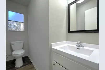 2105 Knoll Crest Drive, Arlington, TX 76014 - Photo 7