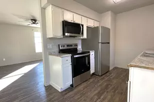 2105 Knoll Crest Dr, Arlington, TX 76014 - Photo 5