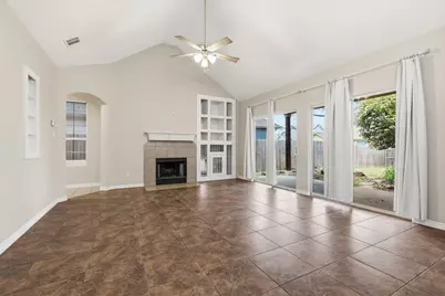 2201 Windsor Farms Drive, Denton, TX 76207 - Photo 7