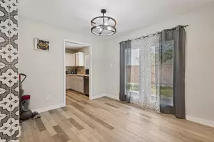 1742 Delaford Dr, Carrollton, TX 75007 - Photo 13