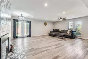 1742 Delaford Dr, Carrollton, TX 75007 - Photo 7