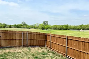 2024 Gayla Creek Dr, Little Elm, TX 75068 - Photo 13