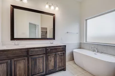 7235 Crowell Avenue, Arlington, TX 76002 - Photo 15