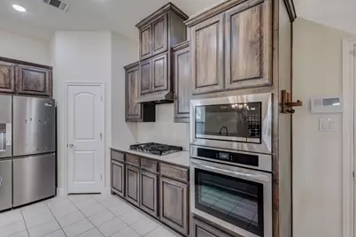 7235 Crowell Avenue, Arlington, TX 76002 - Photo 5