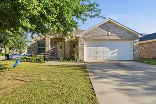 601 Midpark Dr, Euless, TX 76039 - Photo 1