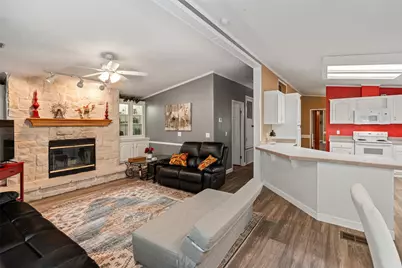 307 Brazos Harbor Drive, Granbury, TX 76048 - Photo 25