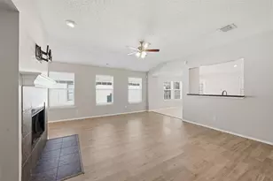 1665 Crown Point Dr, Little Elm, TX 75036 - Photo 5