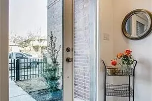 627 Finley Ct, Dallas, TX 75208 - Photo 19