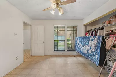 114 Wilshire Court, Irving, TX 75061 - Photo 9