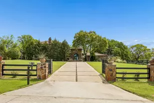 3800 Ranch Estates Dr, Plano, TX 75074 - Photo 1