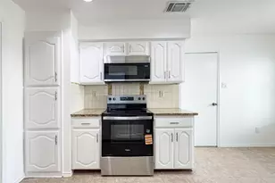 17490 Meandering Way, Dallas, TX 75252 - Photo 11