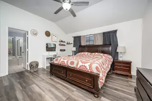 745 Winding Oak, Lake Dallas, TX 75065 - Photo 17