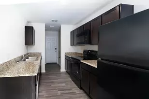 701 E Hanna St, Denison, TX 75021 - Photo 3