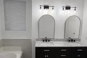 7704 Danuers Ln, Arlington, TX 76002 - Photo 9