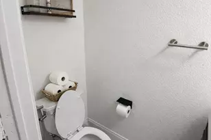 7704 Danuers Ln, Arlington, TX 76002 - Photo 17