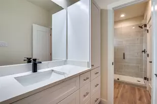 420 Sparks St, Dallas, TX 75203 - Photo 9