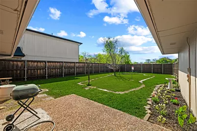 714 Royal Oaks Drive, Garland, TX 75040 - Photo 29