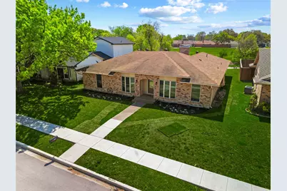 714 Royal Oaks Drive, Garland, TX 75040 - Photo 7