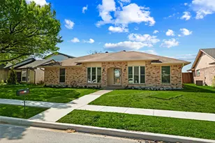 714 Royal Oaks Dr, Garland, TX 75040 - Photo 35