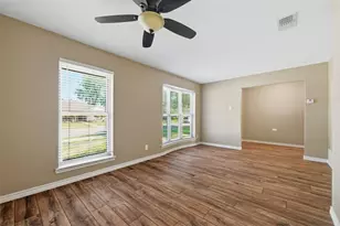 714 Royal Oaks Dr, Garland, TX 75040 - Photo 7