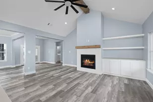 1021 Don Eve Ct, Azle, TX 76020 - Photo 9