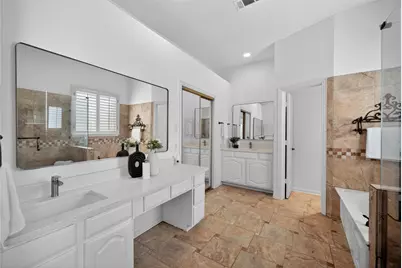 7100 Oakbrook Drive, Plano, TX 75025 - Photo 23