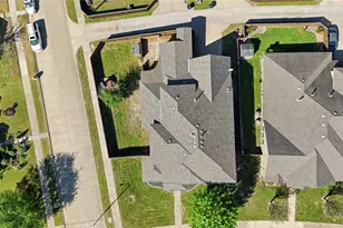 1733 White Cap Ct, DeSoto, TX 75115 - Photo 31