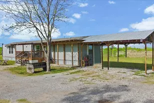 2647 NW County Rd 1110, Corsicana, TX 75110 - Photo 7