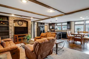 3417 Hawaiian Ct, Granbury, TX 76048 - Photo 3