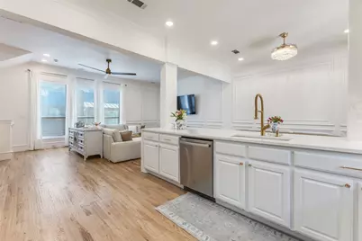 1922 Euclid Avenue #C, Dallas, TX 75206 - Photo 9