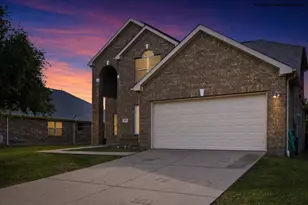 2817 NW Appaloosa Ct, Little Elm, TX 75068 - Photo 1